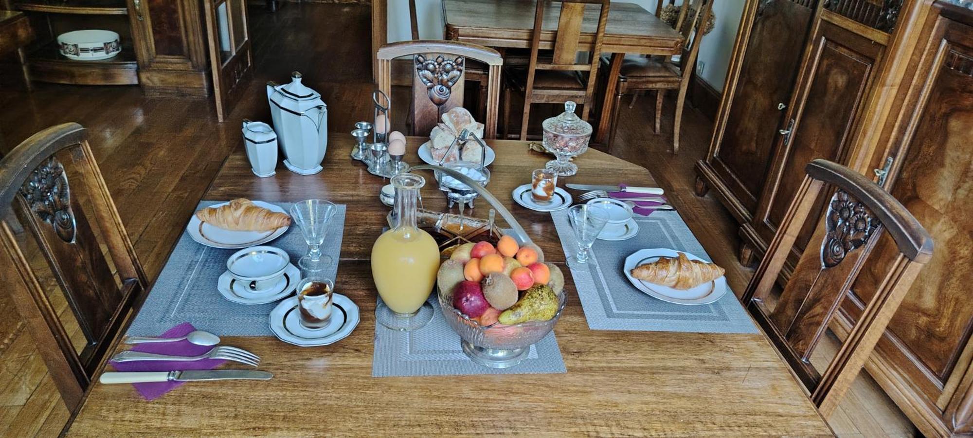 La Passagere Bed and Breakfast Hauterive  Εξωτερικό φωτογραφία